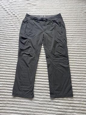 Mountain Hardwear Men's Gray Nylon Cargo Pants 38 Regular, Cargo Pockets